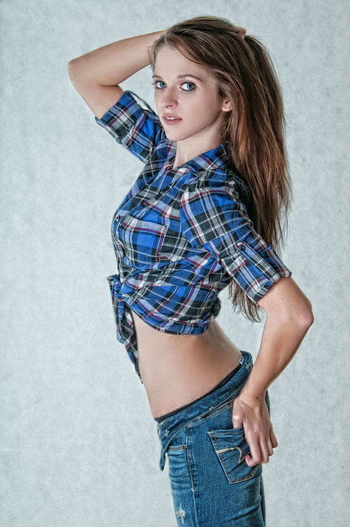 Female model photo shoot of Jessieowens15 by J Campbell
