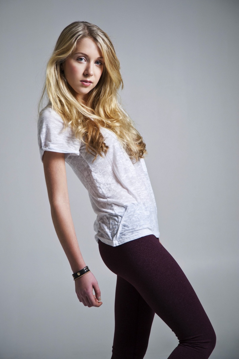 Female model photo shoot of Gemma Macfarlane by Alex Waber Photography