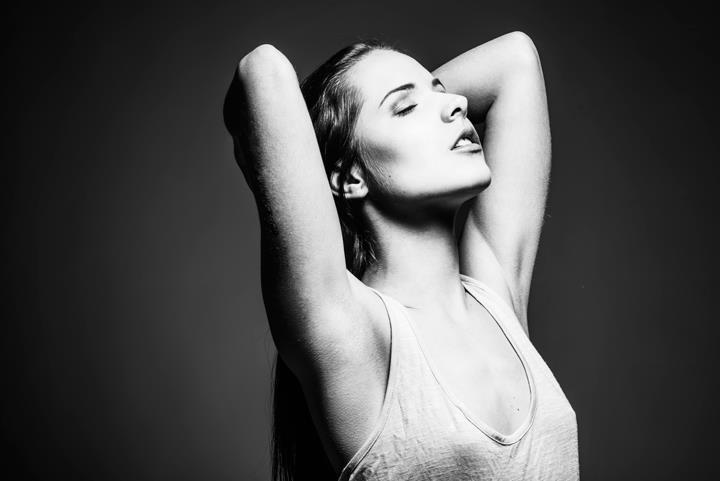 Female model photo shoot of Tamara  Miesen