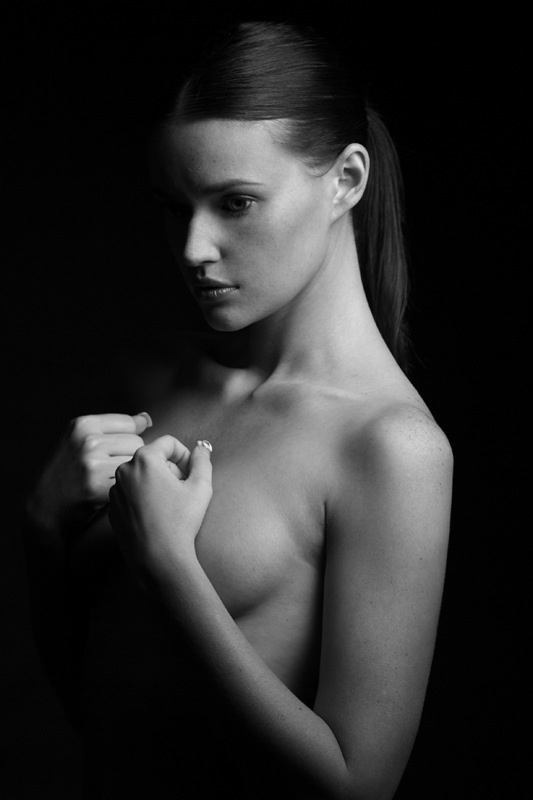 Female model photo shoot of whitney danielle