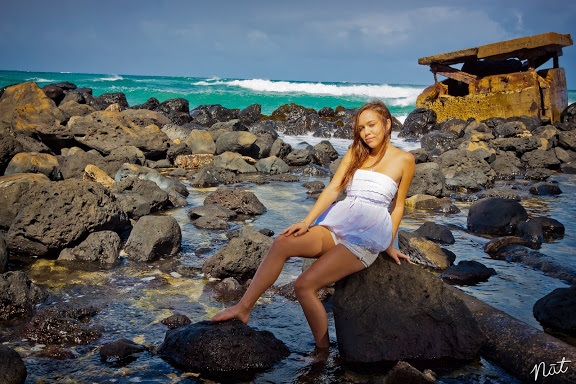 Female model photo shoot of Elizabeth Acy in Pa'ia,HI