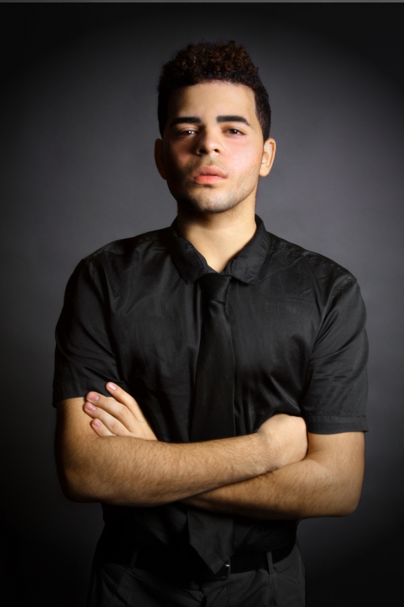 Male model photo shoot of Justin Luciano 
