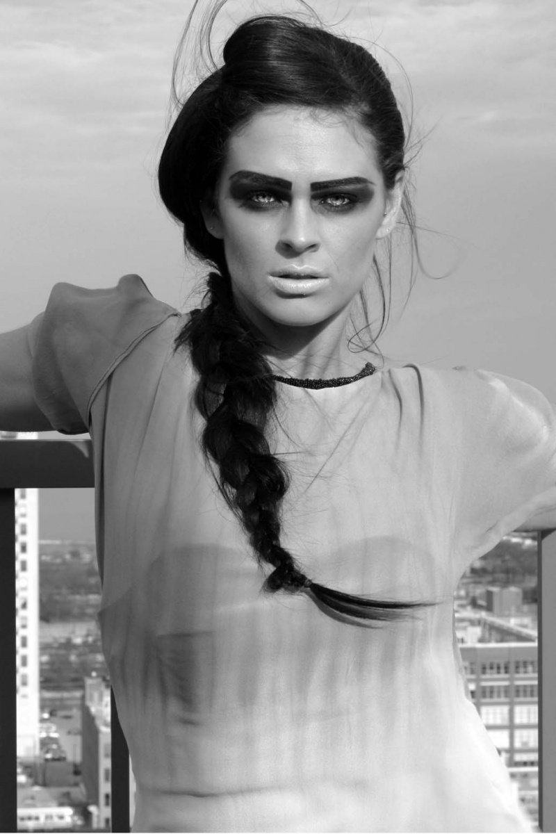 Female model photo shoot of Jennifer Kaplan