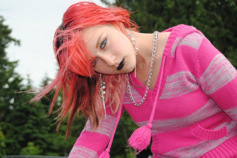 Female model photo shoot of heather devies