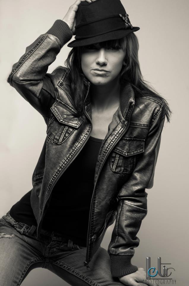 Female model photo shoot of Chelsea Lassaline