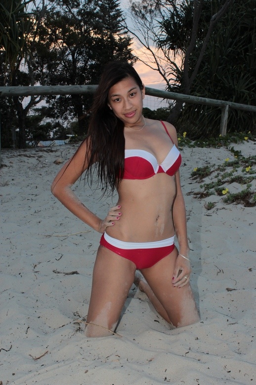 Female model photo shoot of Wendy Ng in Wyunnum beach