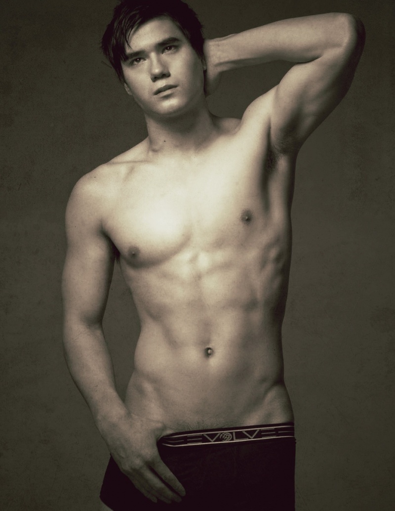 Male model photo shoot of Thomas A Shepherd by Vincent Gotti