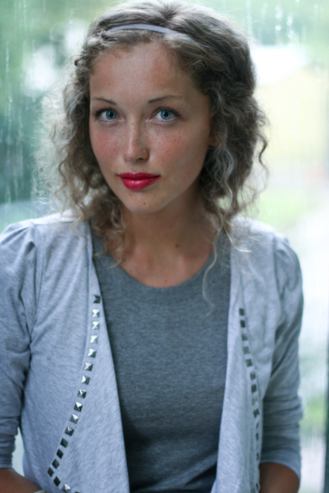 Female model photo shoot of Anastasia Ree