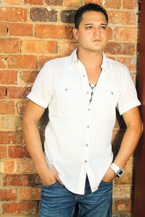 Male model photo shoot of Isaac Jordan in Greenville