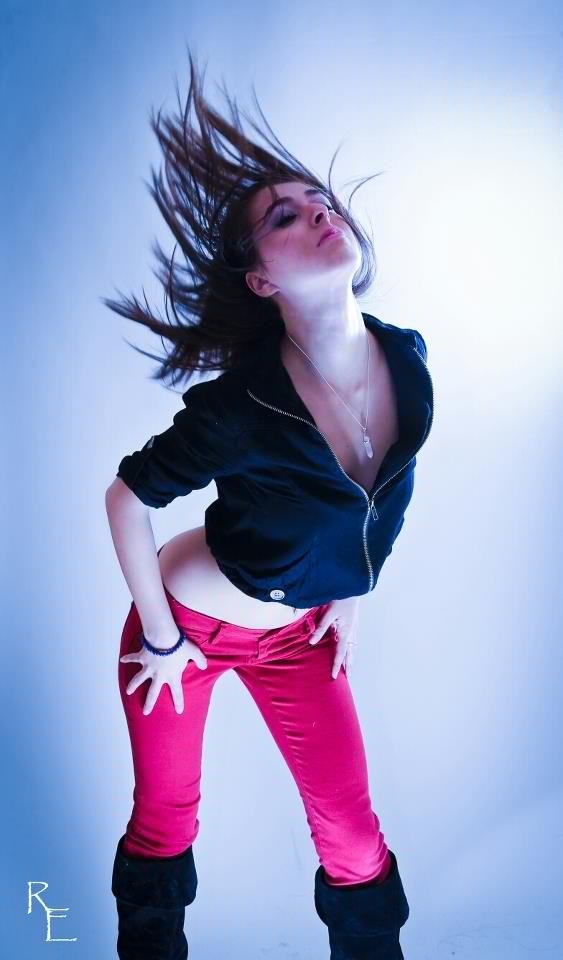 Female model photo shoot of Claudia Isabella Launer