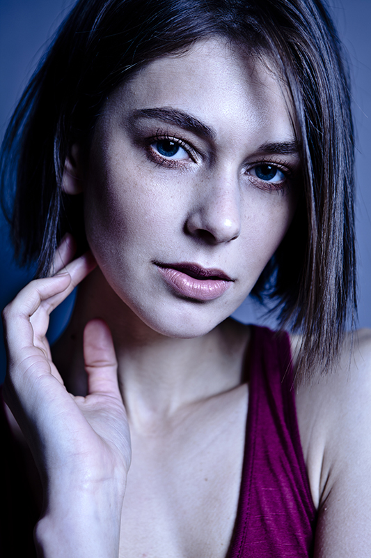 Female model photo shoot of Rodany