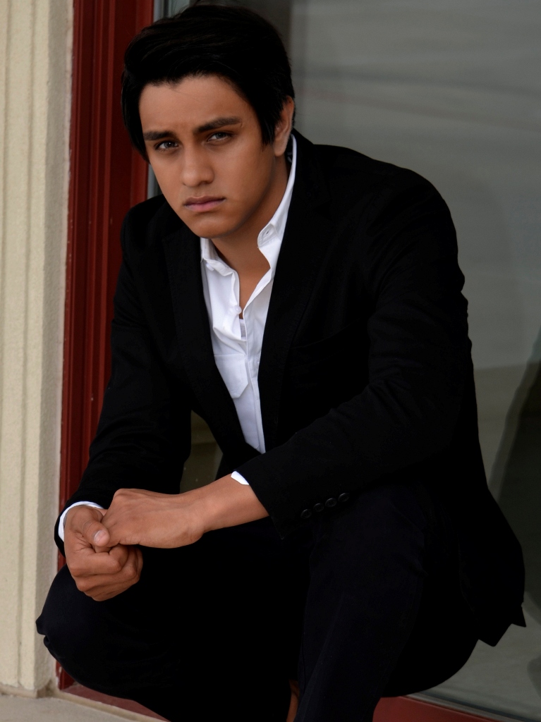 Male model photo shoot of Ricardo Abelino in Fort Worth