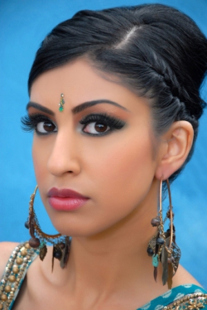 Female model photo shoot of Jas-Harps Mua and Priya k