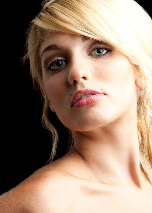 Female model photo shoot of Erin Tiffany