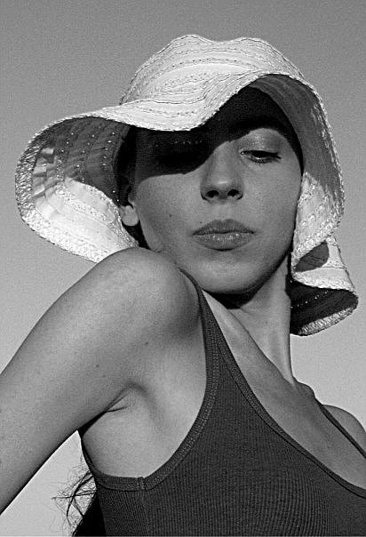 Female model photo shoot of Isabella Agnoli