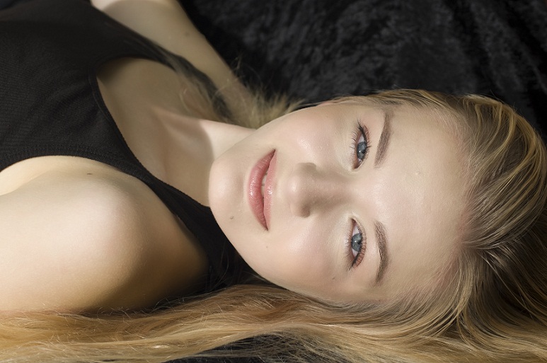 Female model photo shoot of Anastasia Alexevna in Piedmont Park