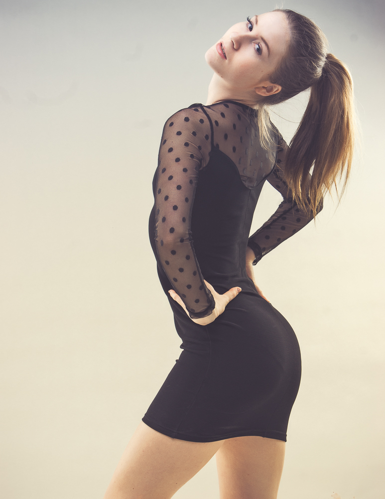 Female model photo shoot of sabrinact by Xavier Dellaventi