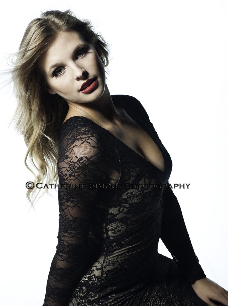 Female model photo shoot of Natasha-Anne Kelly 