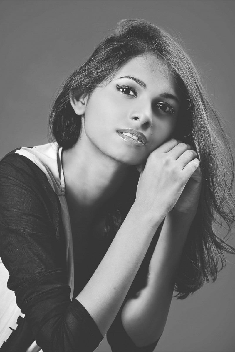 Female model photo shoot of Ruchi Ranjan