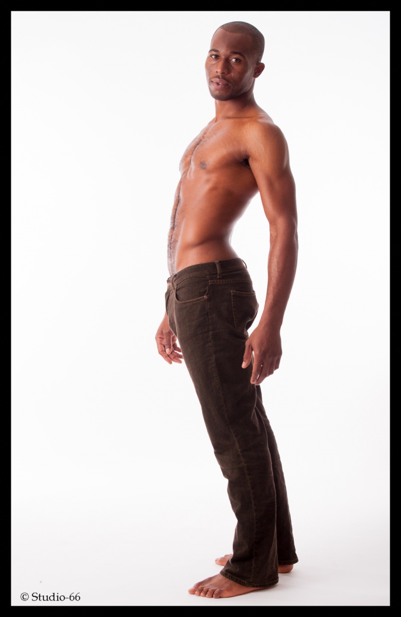 Male model photo shoot of Kadisi