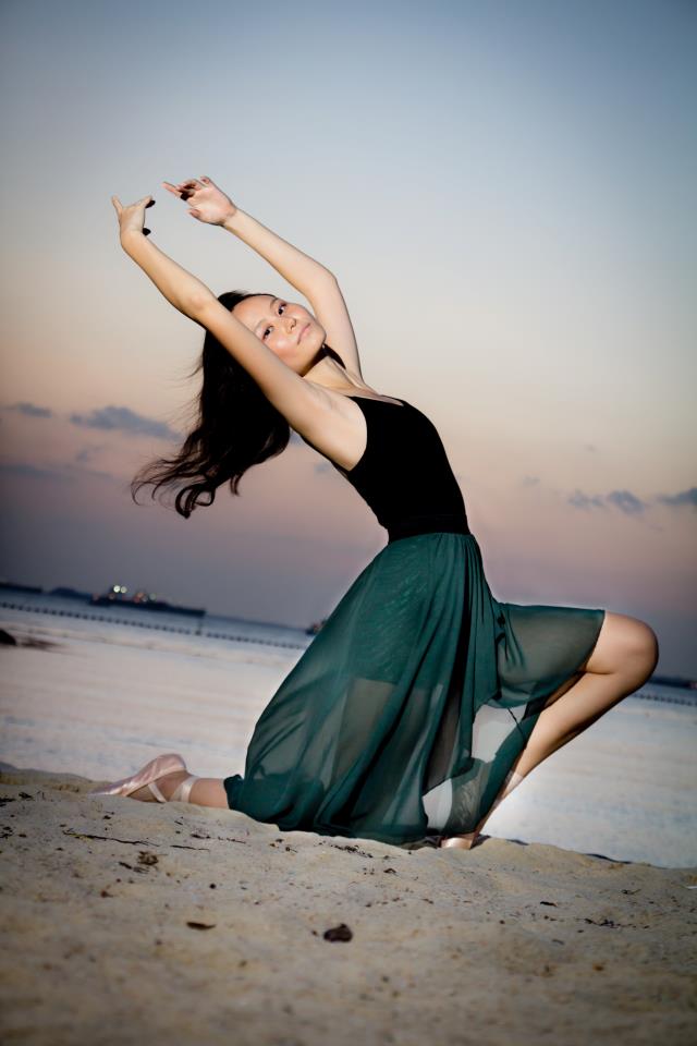 Female model photo shoot of Lee Shiyun