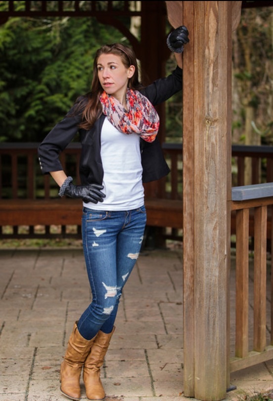 Female model photo shoot of Meagan Genuist  in Campbell Valley