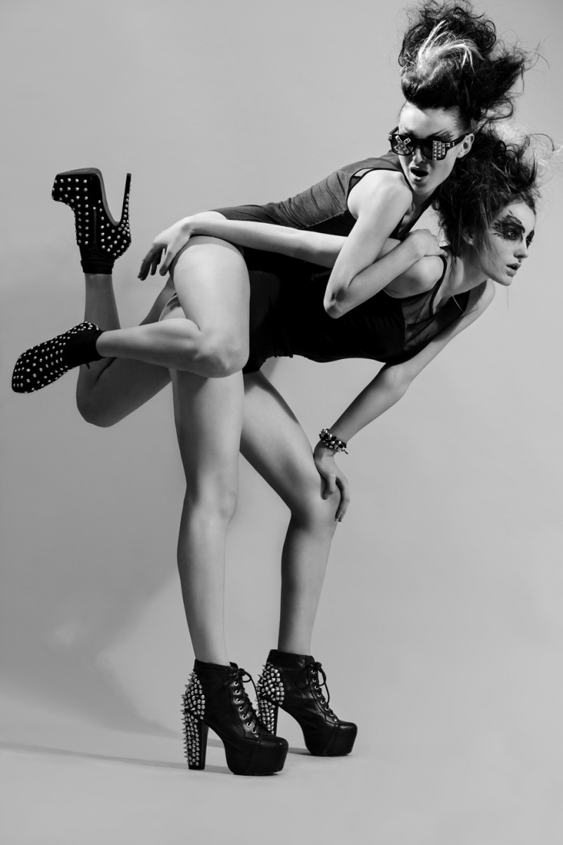 Male and Female model photo shoot of Alessandro Vergata and Roxana Nesfintu in Milan