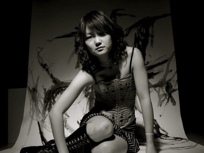Female model photo shoot of Shel Ly