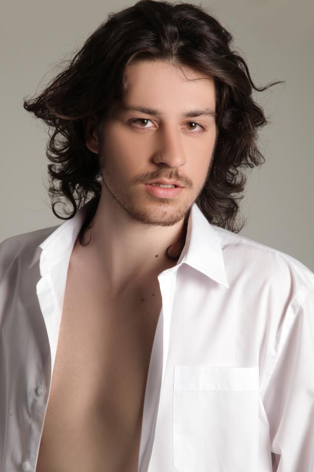 Male model photo shoot of 8erkay