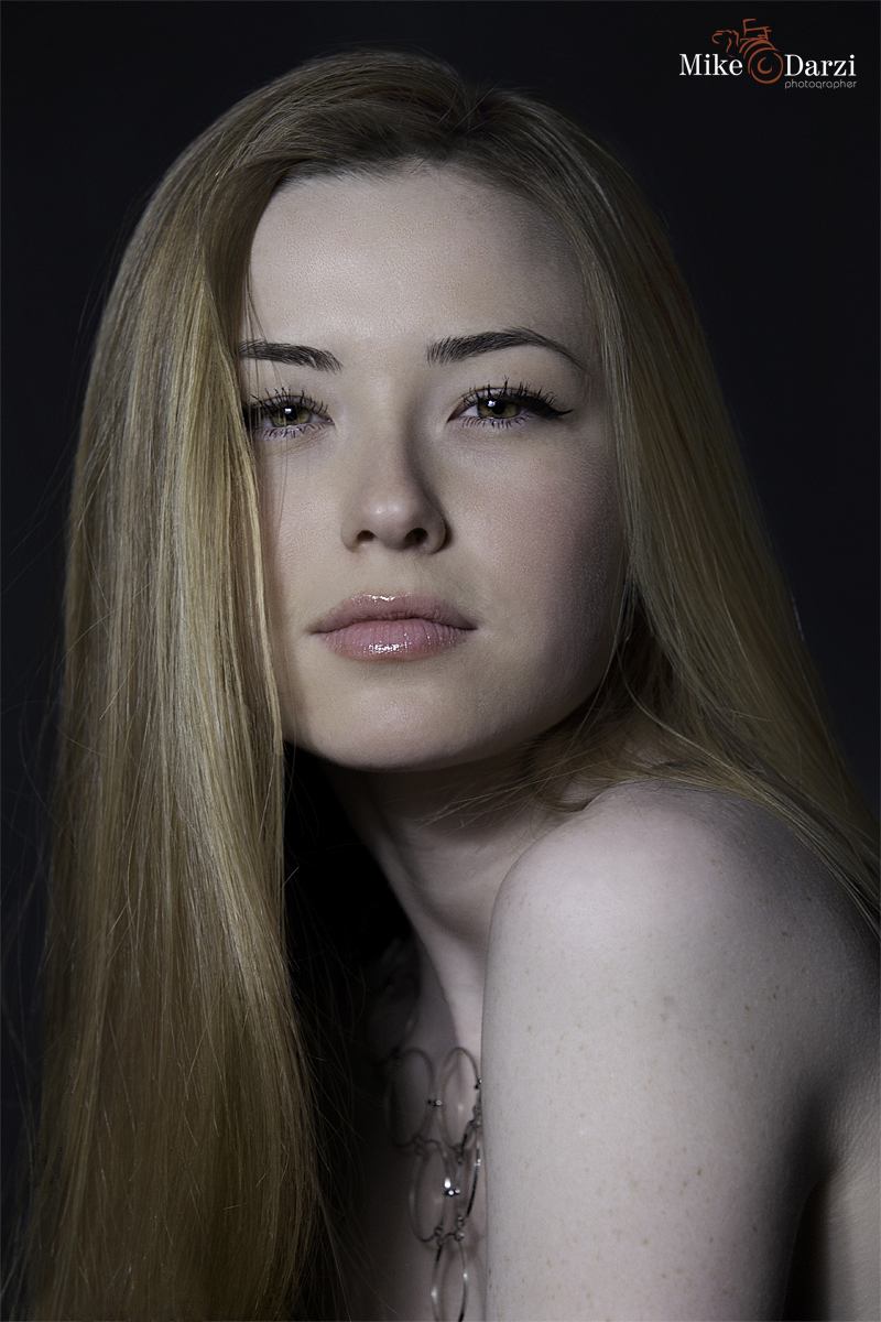 Female model photo shoot of Valeria Gurevich