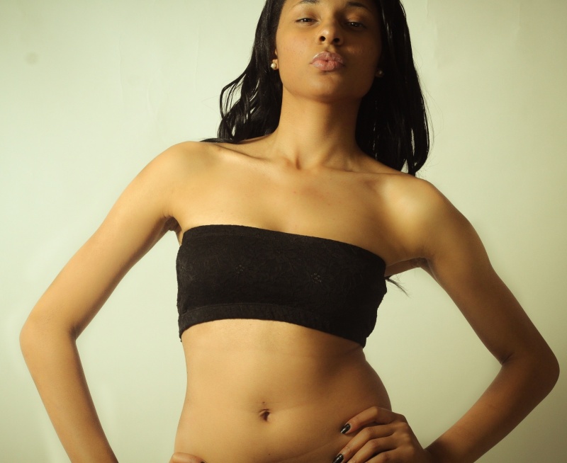 Female model photo shoot of Soraya Findlay