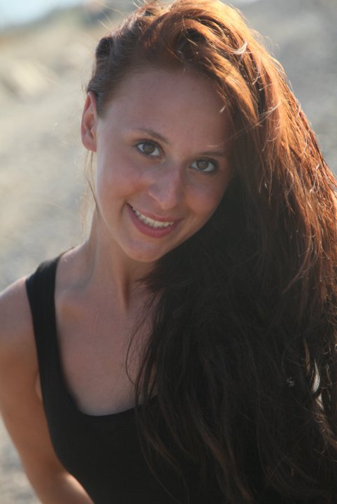 Female model photo shoot of Aleksandra Zalewska 