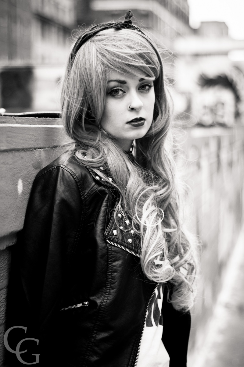 Female model photo shoot of Chloe Greenhalgh