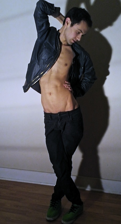 Male model photo shoot of Hayden Taylor