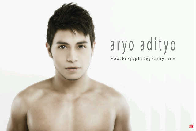 Male model photo shoot of aryo adityo wibisono