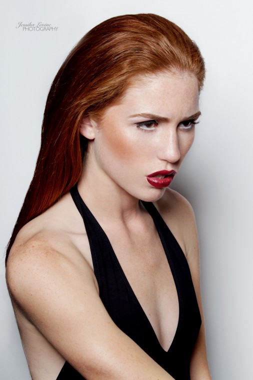 Female model photo shoot of Lulu Loeza  in Makeup&Hair| Lulu Loeza@Dollmeup