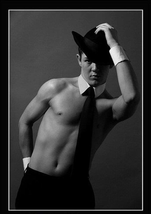 Male model photo shoot of Martin jack McLaughlin