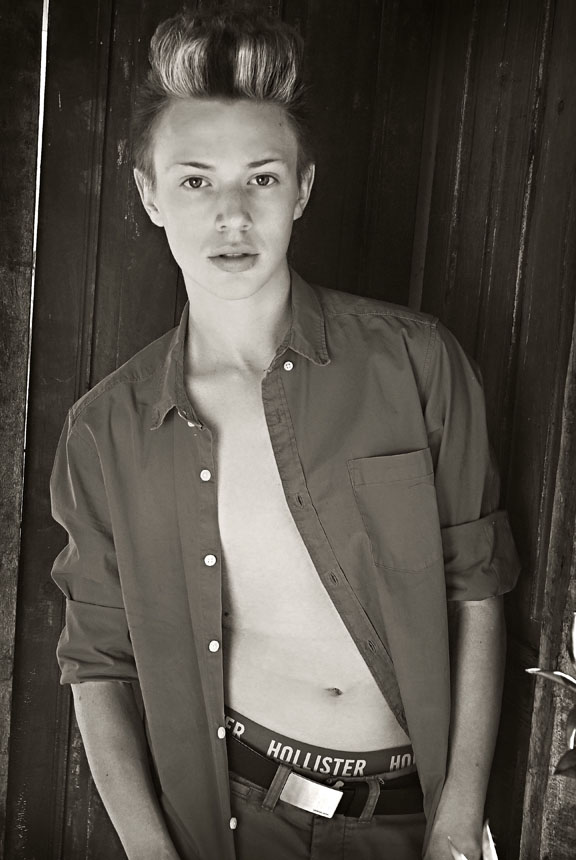 Male model photo shoot of SpencerSedillo