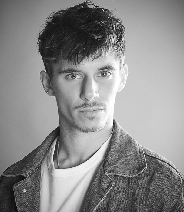 Male model photo shoot of Brad Inness in London
