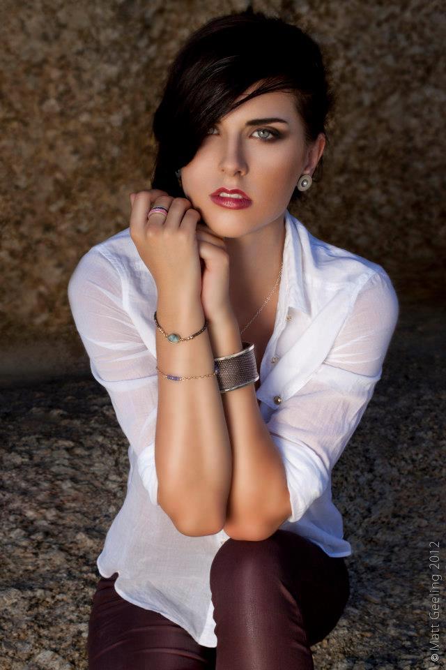 Female model photo shoot of Vicky Lawrence