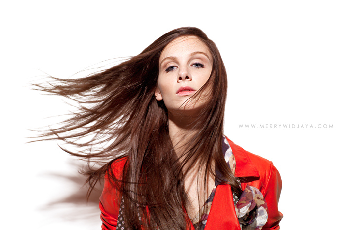 Female model photo shoot of Lisa Pelayo 