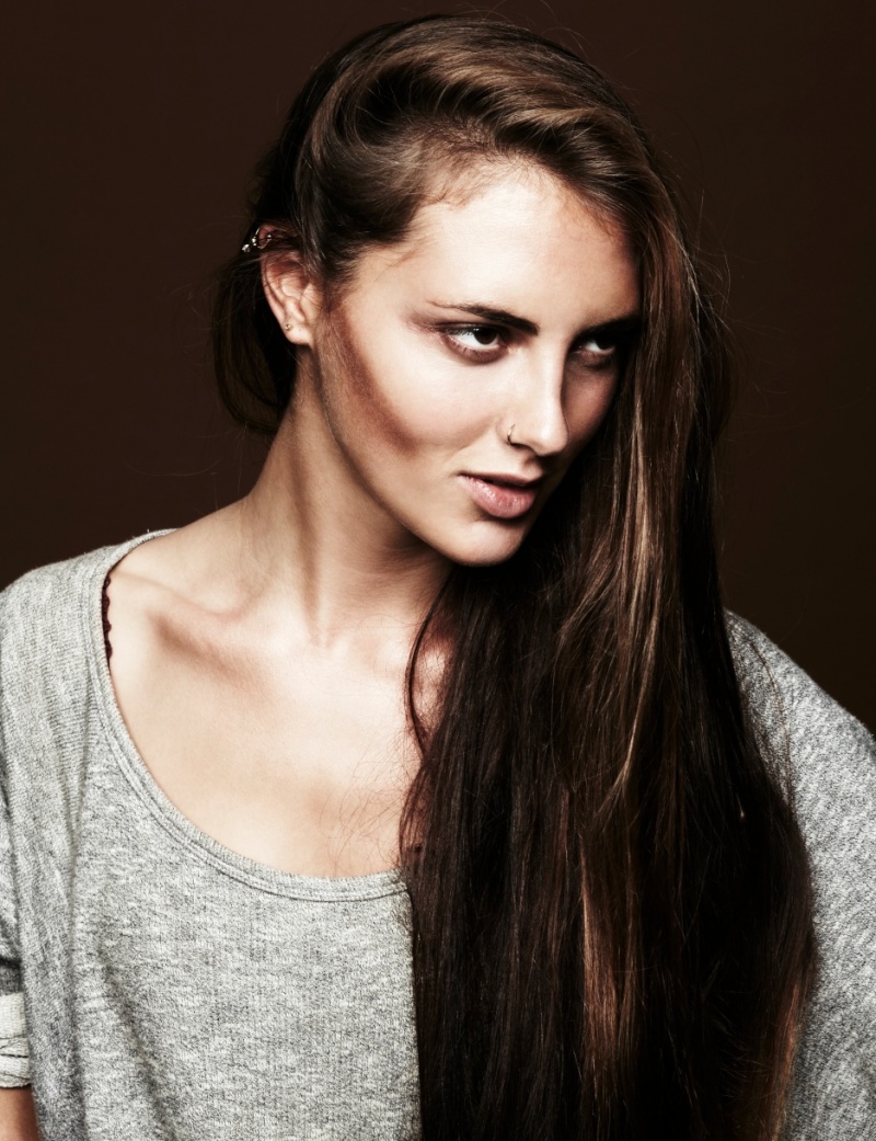 Female model photo shoot of modelgonerogue