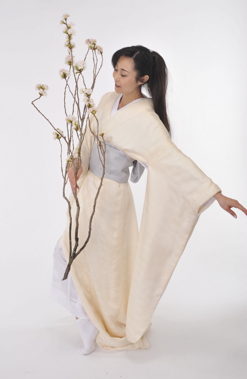 Female model photo shoot of shiho0sakura