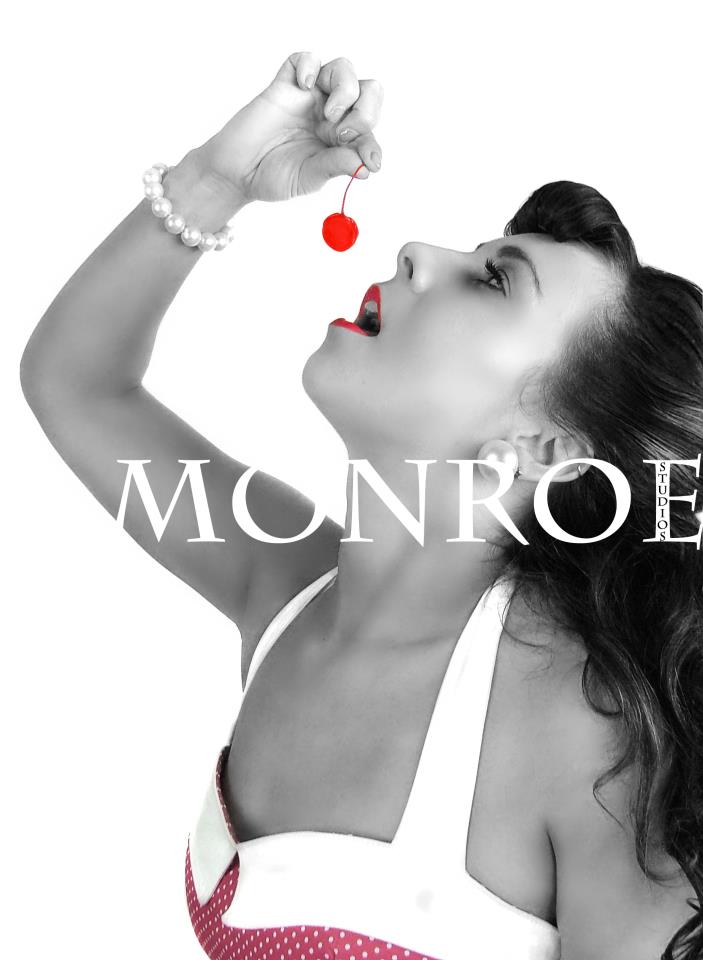 Female model photo shoot of Monroe Makeover Studios