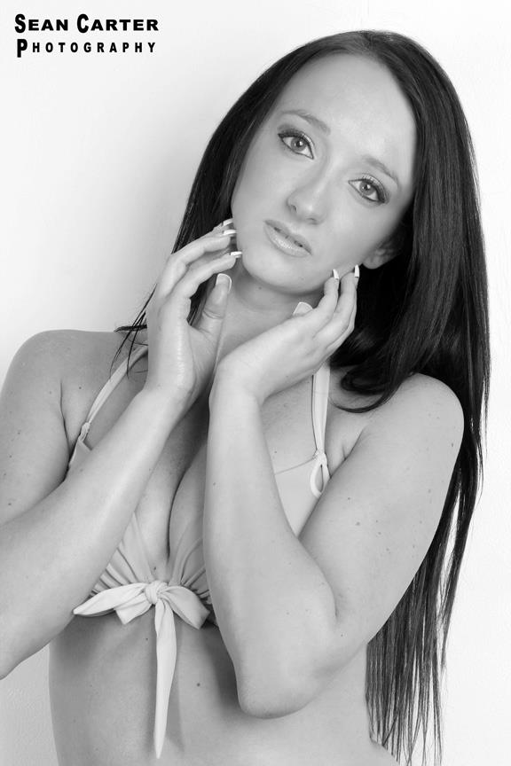 Female model photo shoot of Miss Ashley Fox