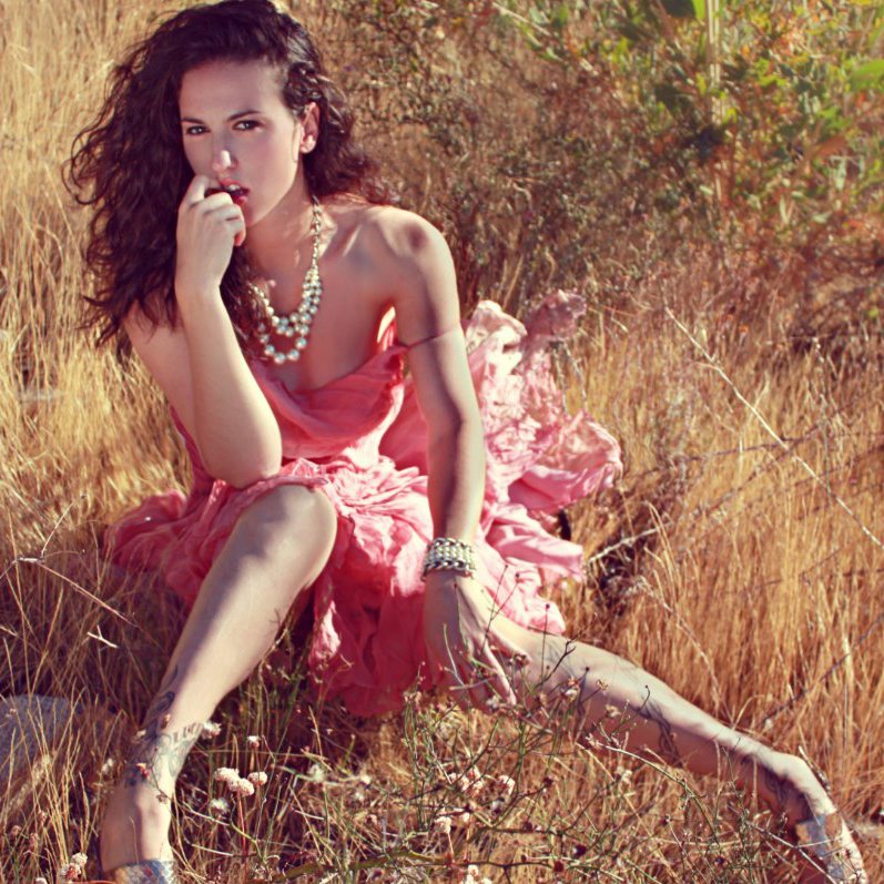 Female model photo shoot of Fela Rue by Rome Grant Photography