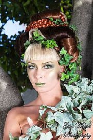 Female model photo shoot of Yulia Foktova