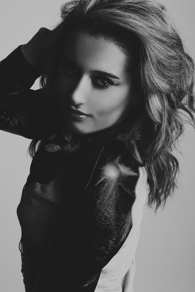 Female model photo shoot of Melissa DJ Lissa  in London