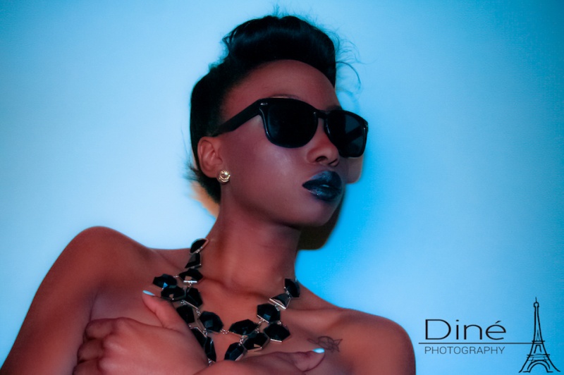 Female model photo shoot of Dine Photography