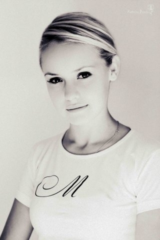 Female model photo shoot of Marianna Oleynik